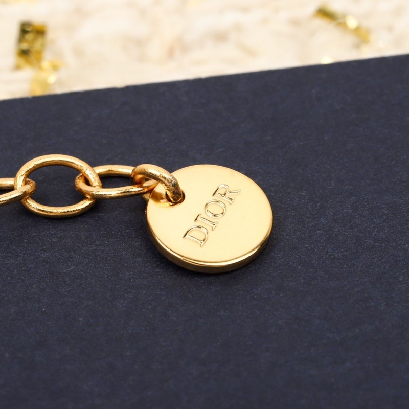 chr1st1an D10r necklaces